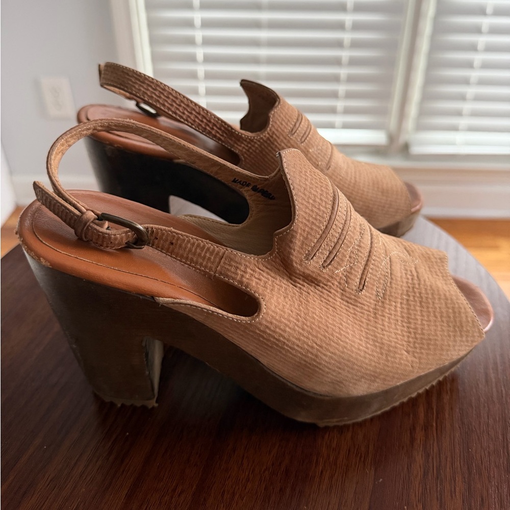 Rachel Comey Tan Peep-Toe Mules 🤎 Size 7 🤎 Bedt Offer Accepted! - Picture 2 of 11
